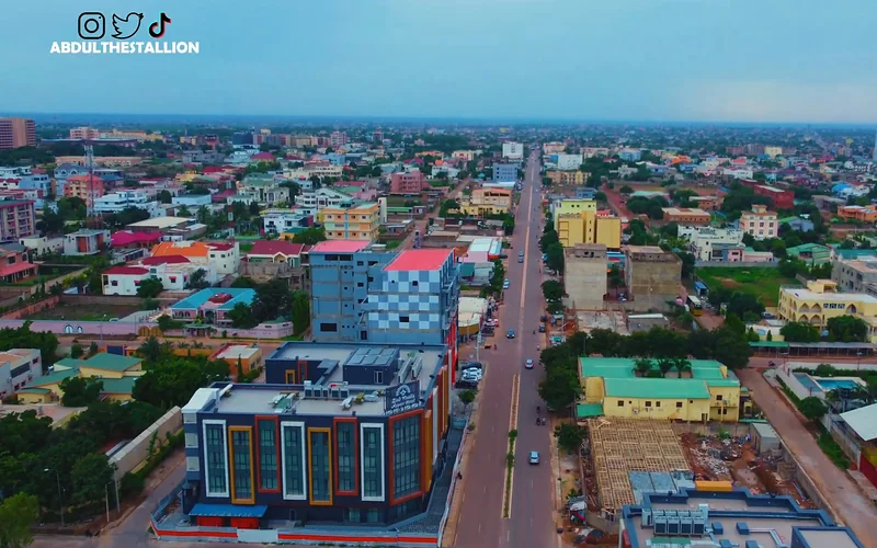 Hôtel et nouveaux immeubles, Ouagadougou